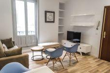 Apartamento em Madrid - Modern Madrid Downtown Puerta Del Sol M (PRE4B)