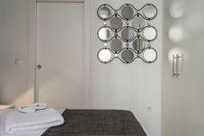 Apartamento em Madrid - Modern Madrid Downtown Puerta Del Sol M (PRE2B)