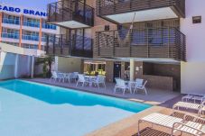 Apartamento em João Pessoa - Luxor Cabo Branco|Vista Mar e Piscina,Wi-Fi,Praia