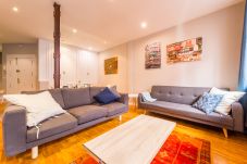 Apartamento em Madrid - Madrid Downtown Nuevos Ministerios - Castellana - Chamberí M (MPA14)