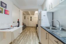 Apartamento em Madrid - Apartamento O'Donnell-Gregorio Marañón M (JJN155)