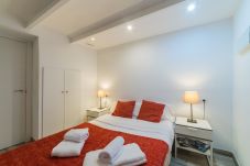 Apartamento em Madrid - Apartamento O'Donnell-Gregorio Marañón M (JJN155)