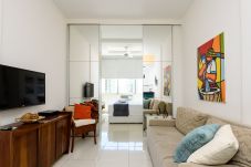 Apartamento em Rio de Janeiro - Vista para o mar, 5 minutos da praia | PI903