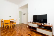 Apartamento em Rio de Janeiro - Adorável em Ipanema | Perto da praia | PM402 Z1