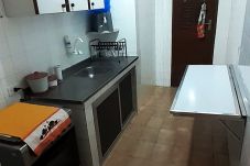 Apartamento em Cabo Frio - Apto a menos de 10 minutos a pé da Praia do Forte