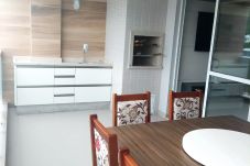 Apartamento em Tijucas - Apê duplex perto da Praia Palmas do Arvoredo em SC