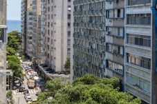 Apartamento em Rio de Janeiro - Clássico em Copacabana | Ideal p/ dois | STC905 Z3