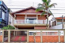 Casa em Guarujá - Casa beira mar na Praia da Enseada no Guarujá/SP 