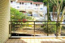 Apartamento em Ubatuba - Apto à 600 metros da Praia Grande, em Ubatuba/SP