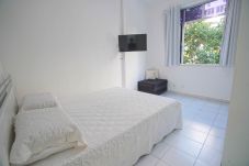 Apartamento em Rio de Janeiro - VISC303| Quarto e Sala próximo a Praia de Ipanema