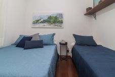 Apartamento em Rio de Janeiro - FF102| Leblon, 3 quadras da praia, até 10 pessoas