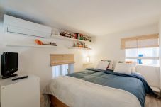 Apartamento em Madrid - Apartamento Teatro Real-Pza. San Martín TRU5