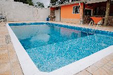 Chalé em Nazaré Paulista - Chalé c piscina e lazer completo - Nazaré Paulista