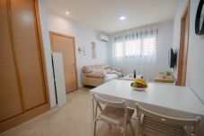 Apartamento em Madrid - Bonito Apartamento cerca Santiago Bernabéu MJU14B