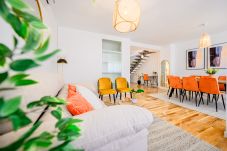 Apartamento em Madrid - Amplia y cómoda casa de cuatro dormitorios en Chamberí - Madrid