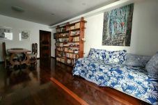 Apartamento em Rio de Janeiro - Albq104 | 2 quartos no melhor ponto do Leblon