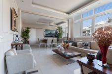 Apartamento em Rio de Janeiro - Elegância em Ipanema |Ideal p/ famílias| RE701 Z2