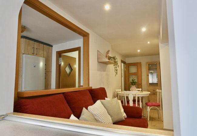 Apartamento em Madrid - COMODO DEPARTAMENTO DE DOS DOMITORIOS CERCA A PLAZA ELIPTICA