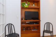 Apartamento em Rio de Janeiro - Fer305B|Quarto e sala na badalada R. Dias Ferreira