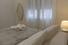 Apartamento em Madrid - M (LUN15) Apartamento de 2 Dormitorios en Suite cerca de Gran Vía