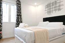 Apartamento em Madrid - Amplia Casa de 3 Dormitorios: Vive la Naturaleza a Pasos de Casa y Campo