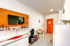 Apartamento em Cachoeira Paulista - Loft com WiFi e boa localização-Cachoeira Paulista