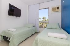 Apartamento em Rio de Janeiro - JB803 | 3 quartos com vista, 5 min da Lagoa