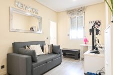 Apartamento em Madrid - Coqueto Apartamento de dos dormitorios en Delicias EMB154