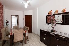 Apartamento em Praia Grande - Apto com bela vista a 100m da Praia da Guilhermina