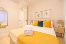 Apartamento em Madrid - Bonito apartamento de dos dormitorios en el Barrio Salamanca VEL37