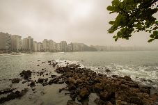 Apartamento em Guarujá - Ótimo apto c WiFi a 700m da Praia do Tombo-Guarujá