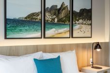 Quarto em Rio de Janeiro - Apartamento na Barra da Tijuca, com piscina e academia | BP 1408.4