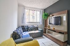 Apartamento em Rio de Janeiro - Flat confortável com Wi-Fi em Santa Cruz/RJ