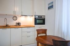 Apartamento em Alcobendas -  Vivienda Ideal: Espacio Acogedor en Alcobendas con Terraza Privada