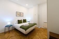 Apartamento em Madrid - Elegante vivienda de 3 habitaciones en el centro de Madrid 