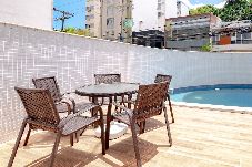 Apartamento em Salvador - Apto completo a 650m da Praia do Farol da Barra 