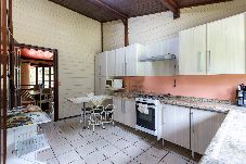 Casa em Mairiporã - Casa com piscina, churrasqueira, Wi-Fi e garagem