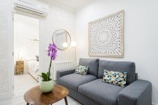 Apartment in Madrid - CUTE Apartment Downtown Madrid Centro Bilbao M (EGU4)