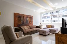 Apartment in Rio de Janeiro - Beautiful in Copacabana | One block from the beach | SL1001 Z3