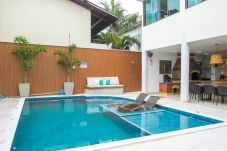 Apartment in Porto Seguro - Apto 7 com piscina a 150 m da praia de Mundaí