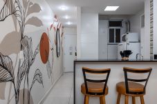 Apartment in Rio de Janeiro - 3 minutes from Copacabana beach | DF219