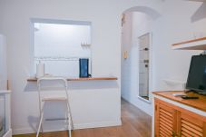 Studio in Madrid - COZY APARTMENT-LAVAPIES- MADRID CITY CENTER