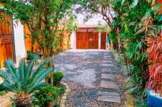 Chalet in Ilhabela - Chalé a 5 minutos da Praia do Perequê