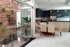 House in Porto Seguro - NOVO: Casa com ótima localização em Porto Seguro 