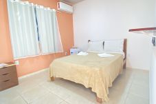 Rent by room in Angra dos Reis - Suítes com Vista para o Mar no Marinas S4