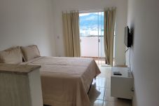 Rent by room in Angra dos Reis - Suíte com vista Para o Mar - Mirante do Marinas