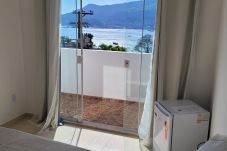 Rent by room in Angra dos Reis -  Suíte com vista Para o Mar - Mirante do Marinas