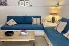 Apartment in Madrid - Lovely and Arts Flat Madrid City Center