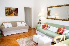 Apartment in Rio de Janeiro - FER504| Quarto e sala espaçoso no Leblon