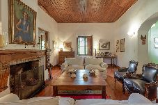 House in Luján de Cuyo - Tradicional Casona de época, con desayuno